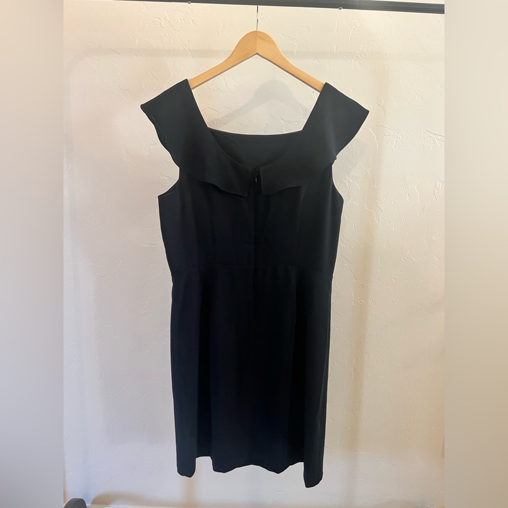 NWT LOFT Womens Dress, Short Sleeves with Ruffle Detail, Size 8